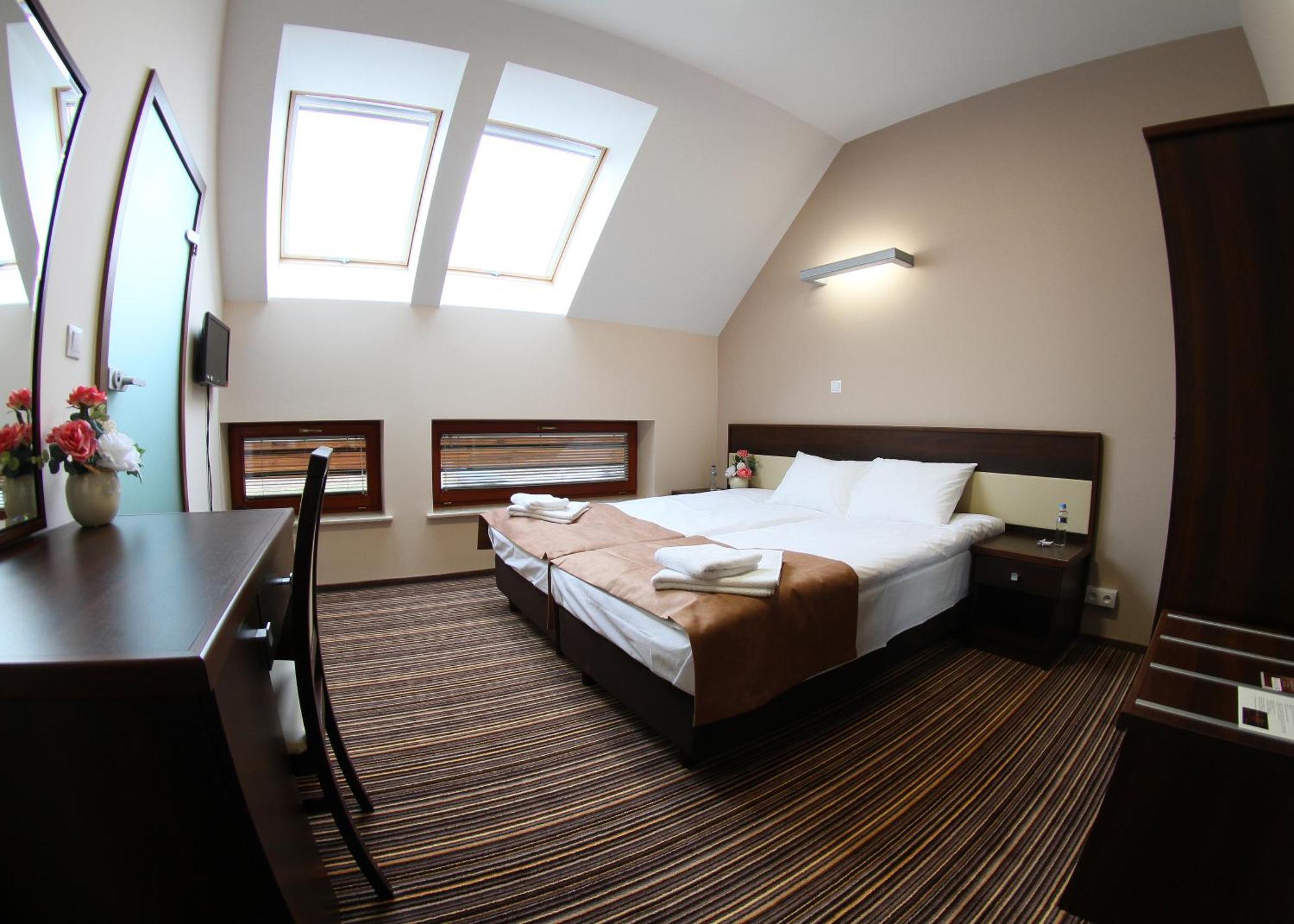 Hotel Aviator Kielce "Business Hotel Medical & Spa" Oda fotoğraf