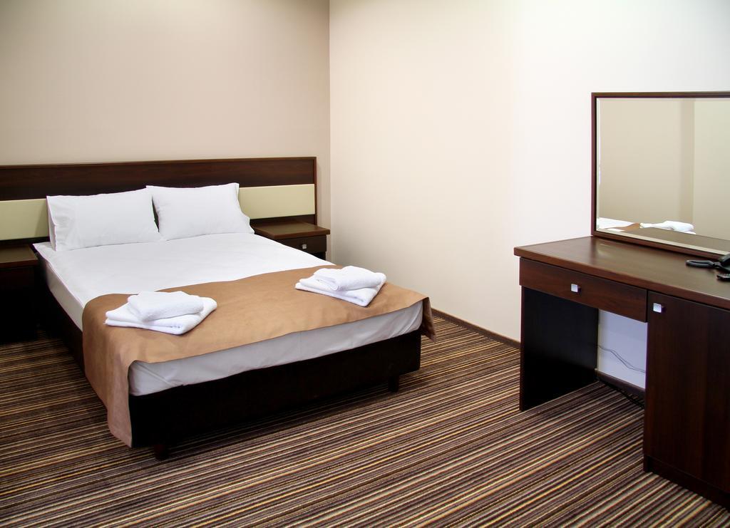 Hotel Aviator Kielce "Business Hotel Medical & Spa" Dış mekan fotoğraf